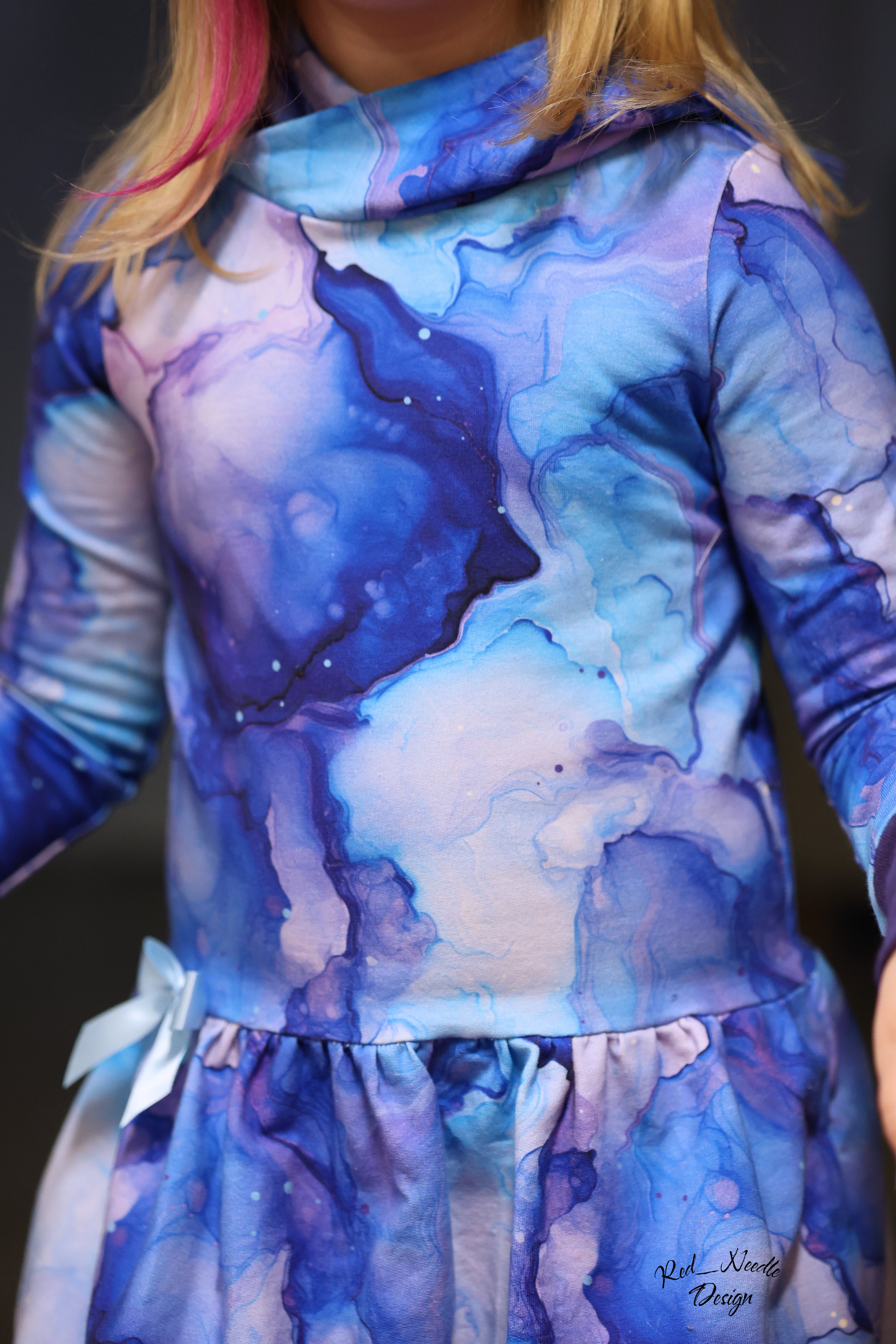 Lila blau Neon Alkohol Dauervorbestellung